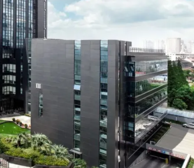 高原环境对西藏租车车辆性能的影响及选车建议